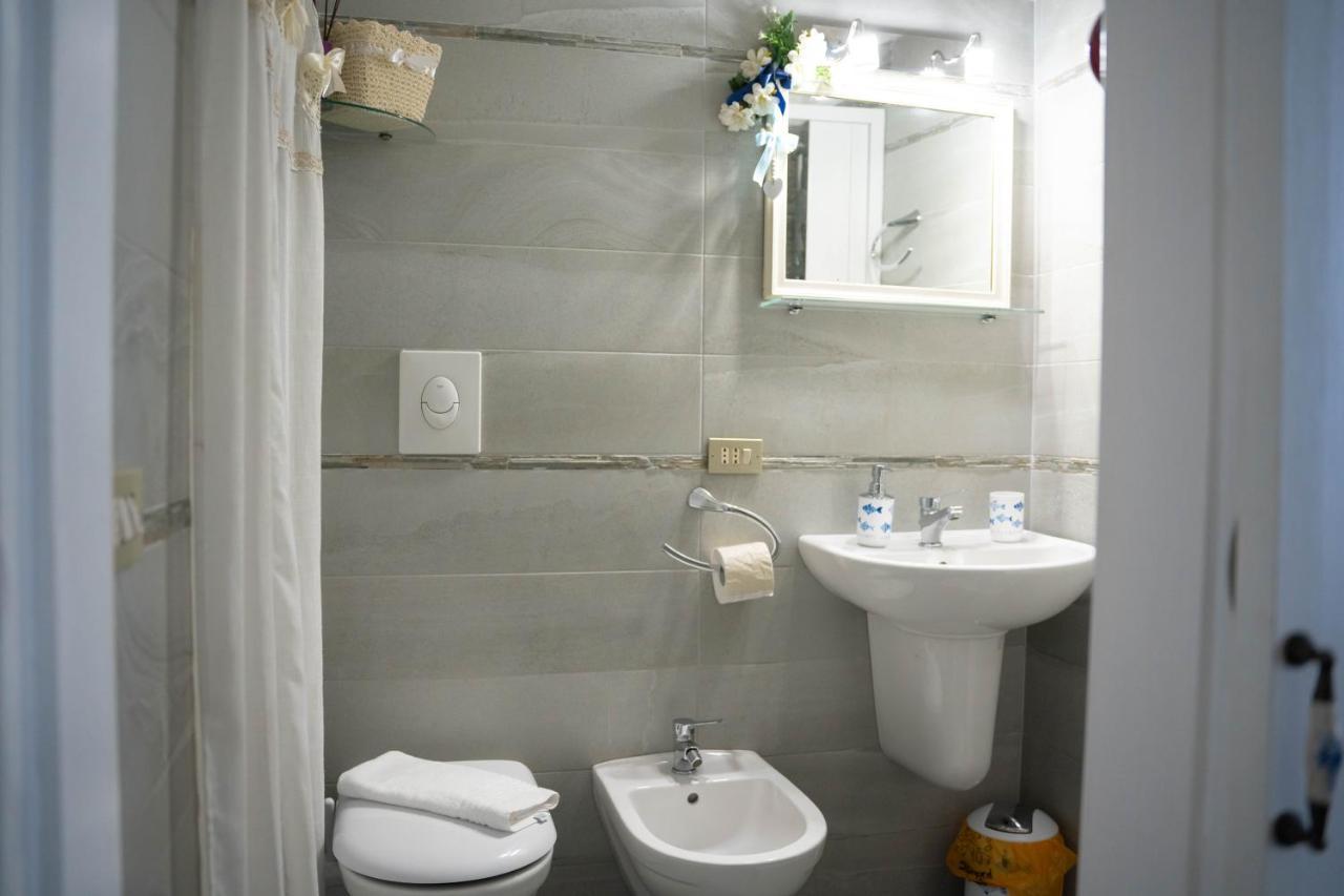 Ferienwohnung Antonia Jess Due Passi Dal Mare- Gessica Hh Monopoli Exterior foto