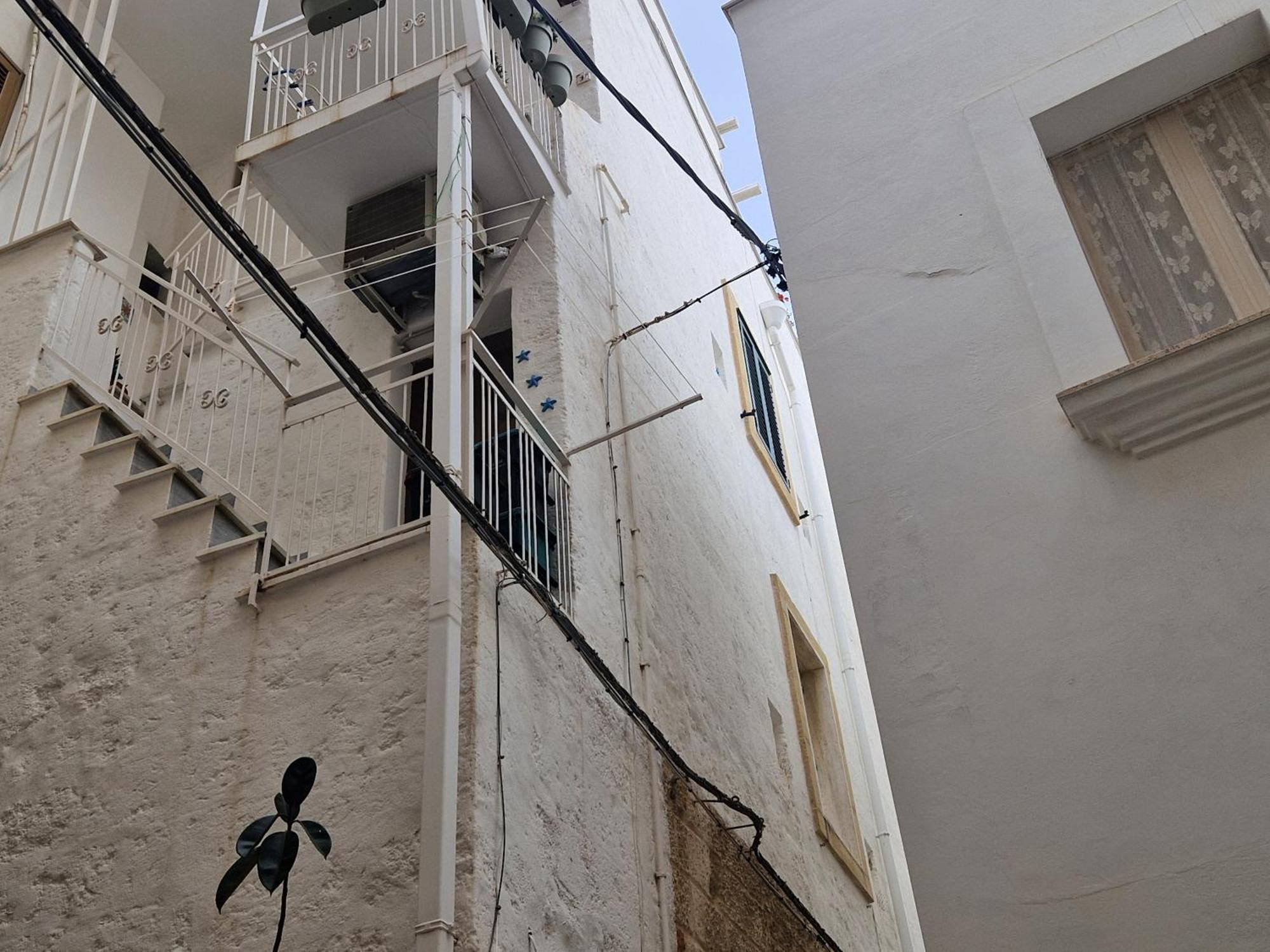 Ferienwohnung Antonia Jess Due Passi Dal Mare- Gessica Hh Monopoli Exterior foto
